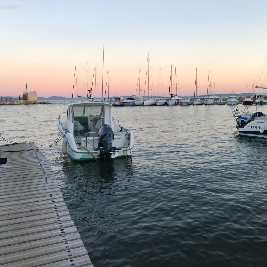 Appartamento L'Air Marin Hyères Esterno foto
